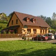 Adresa: Vysoká Lípa 126
Telefon: +420 412 555004
Nabízíme ubytování ve dvoulůžkových pokojích s WC, koupelnou  a  TV se satelitem. Restaurace s celodenním provozem po celý rok. Příjemné posezení a pestrý výběr minutkových a hotových jídel, zvěřinových specialit, alko a nealko nápojů. Točené pivo Staropramen. Kapacita restaurace cca. 35 míst. V letních měsících  je  otevřena terasa s obsluhou a  možností  grilování. Kapacita terasy [...]