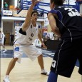 BK Děčín vs BC Kolín – 83:75 (25:18 50:39 62:66)
Jak už z nadpisu vyplývá, děčínský celek musel před utkáním řešit nepříjemné trable se sestavou – k dlouhodobě absentujícímu Mírovi Soukupovi se přidal Jakub Houška (chřipka) a ulehl také Pavel Houška, který však nakonec do utkání zasáhl a po zápase s úsměvem dodal, že v jeho [...]