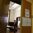 Krajské volby v Ústeckém kraji vyhráli s jasnou převahou komunisté. Na to, aby sestavili krajskou vládu, jim postačí dohoda s druhou ČSSD nebo s třetími Severočechy.cz. Do zastupitelstva se překvapivě dostalo i nové hnutí PRO! kraj, které předvolební průzkumy řadily mezi outsidery.
KSČM získala 25 procent hlasů a z dosud třetí nejsilnější strany v krajském zastupitelstvu [...]