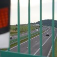 Varianta Bohyňská může být přijatelnější alternativou k problematickému vedení přeložky údolím Jílovského potoka variantami, které jsem představila v předchozích článcích. Ty nejsou posuzovány ani dopravními odborníky jako ideální, buď z důvodů nevhodnosti zatahování průjezdné dopravy do stísněného údolí Jílovského potoka v Bynově a Dolním / Horním Oldřichově a v těsném dotyku s centrem města nebo [...]